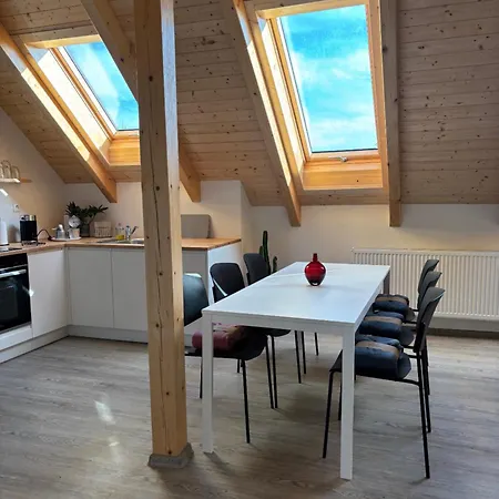 Hrachov Apartamento *